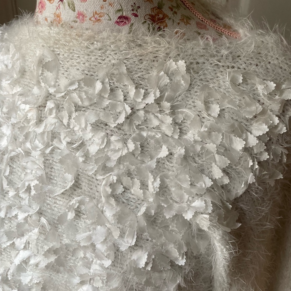 Ruby Rd Womens White Sweater Lightweight Size Pet… - image 3